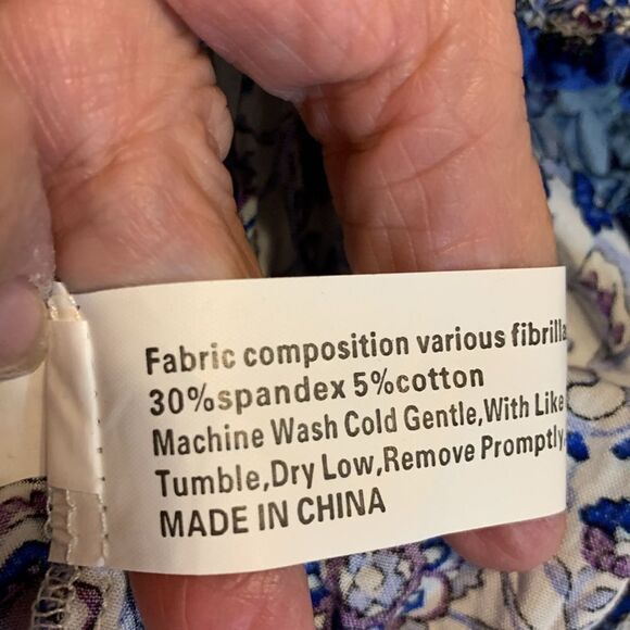 Shein Size Large crop tube top with adjustable spaghetti straps - Picture 5 of 8